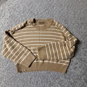 Tan & Cream Striped Cropped Sweater – Tahari – Size Large